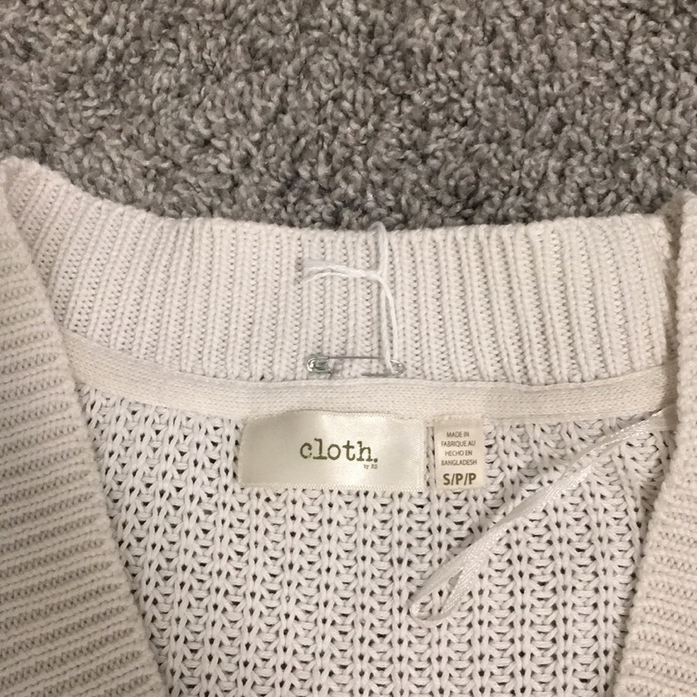 Sweater - Picture 2 of 3